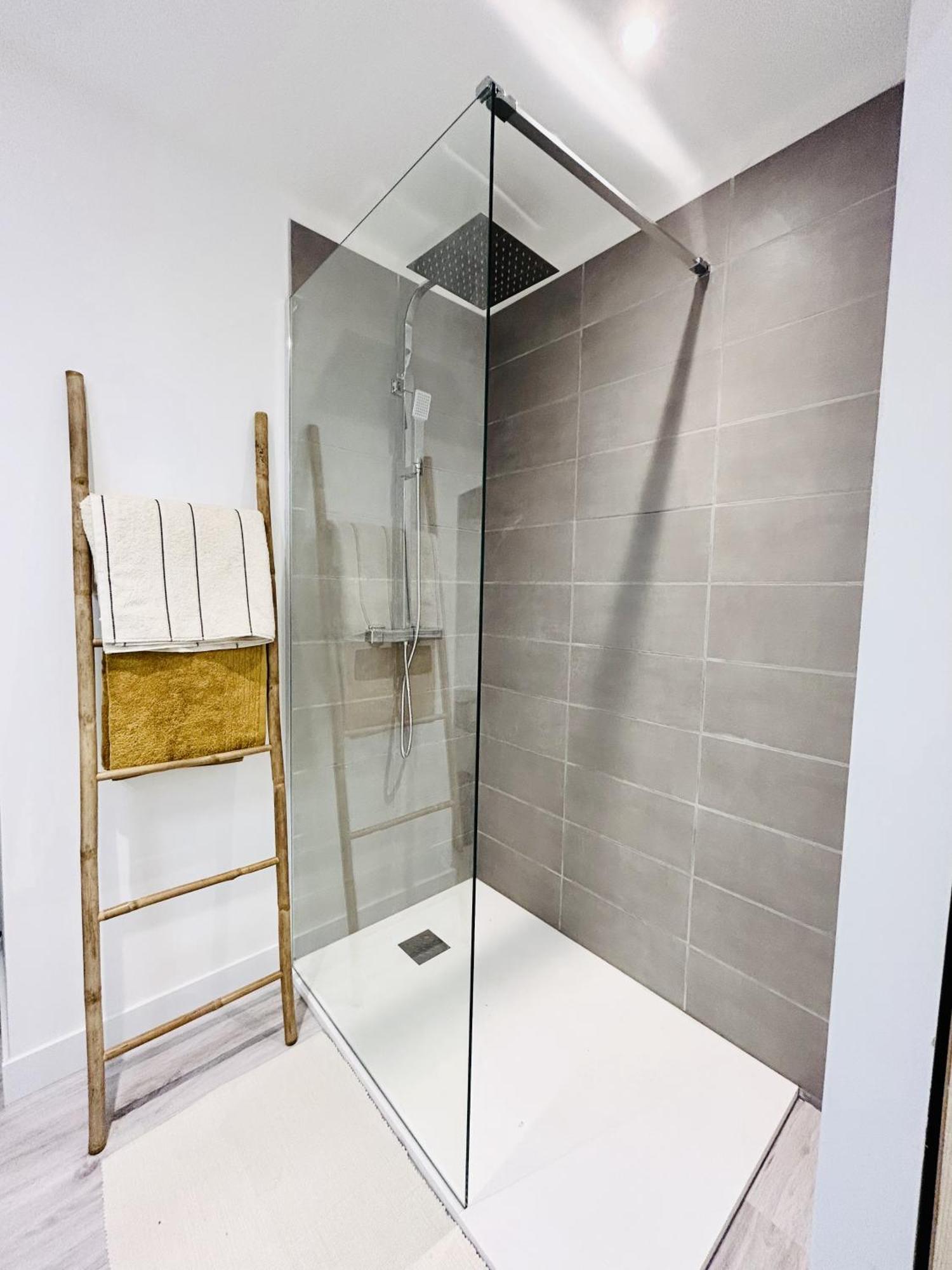 Bienvenue Dans Notre Petit Havre De Paix ! Apartment Boulogne-sur-Mer Bagian luar foto